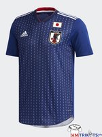 Das neue Japan WM Trikot von adidas in blau als Heimtrikot